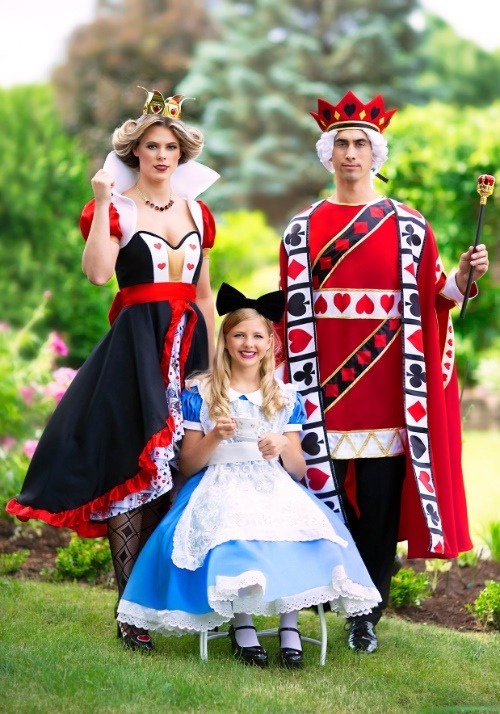 Plus Size Flirty Queen of Hearts Women's Costume | Alice in Wonderland ...