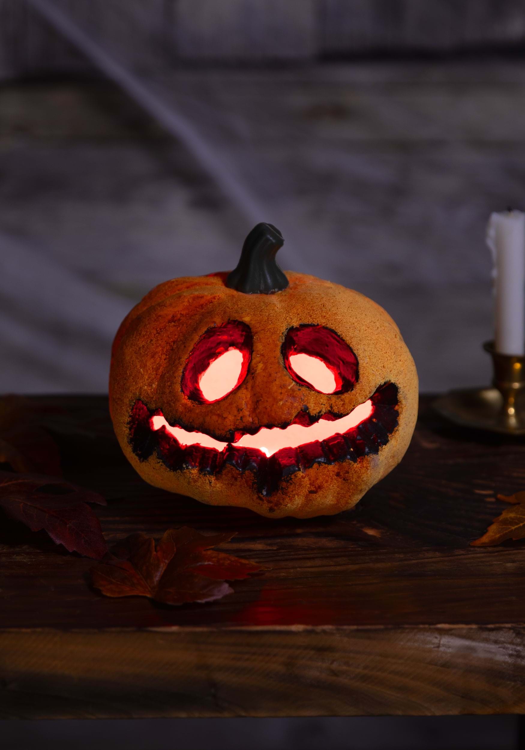Light Up Spooky Pumpkin Face With Red Lights