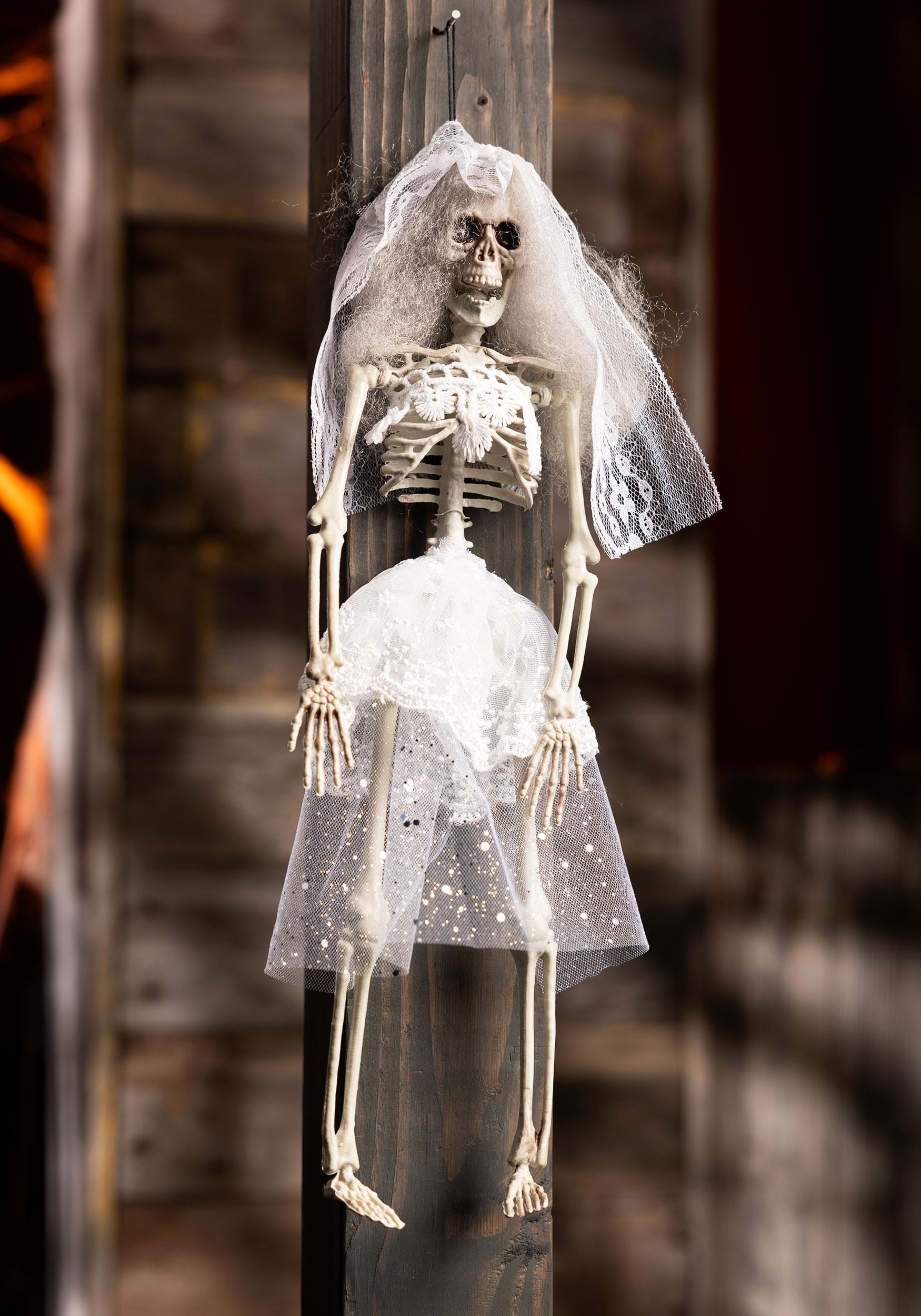 16 Inch Skeleton Bride Hanging Halloween Decoration