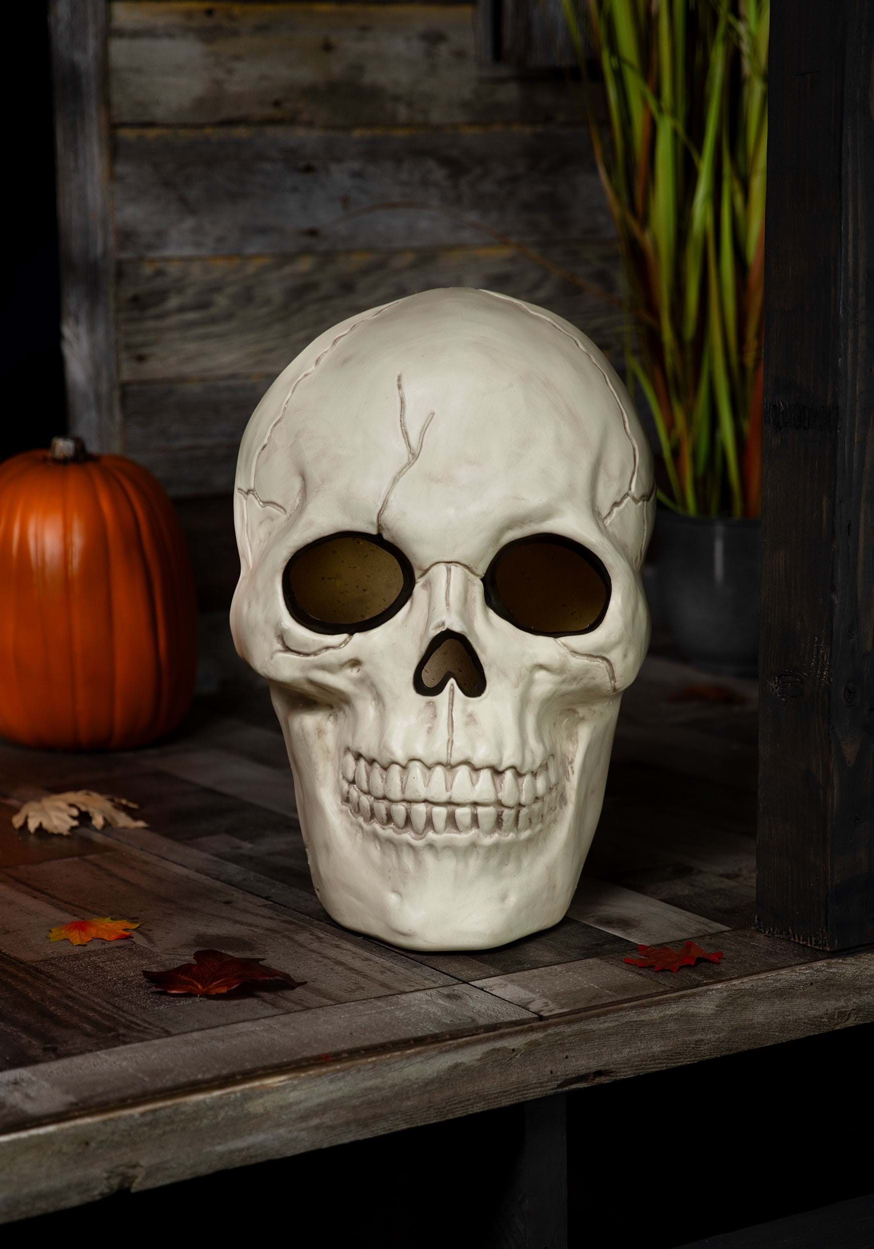 19.75-Inch Light Up And Sound Skull Halloween Prop